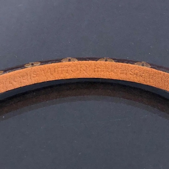 Louis Vuitton luxury bracelet with adorable luggage charm!! - Picture 3 of 11